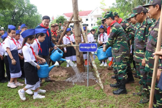 President Joins Tree Planting Ceremony at Kaysone Phomvihane National Defense Academy